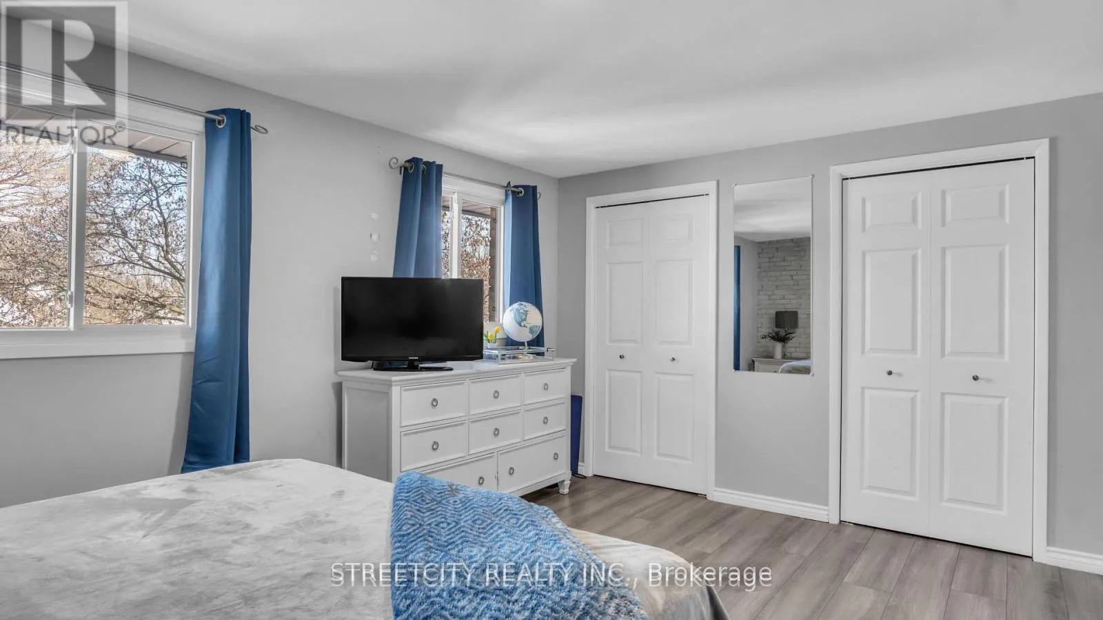 Photo 9 of Unit 8, 490 Southdale Road E, London, South Q — HOMEH