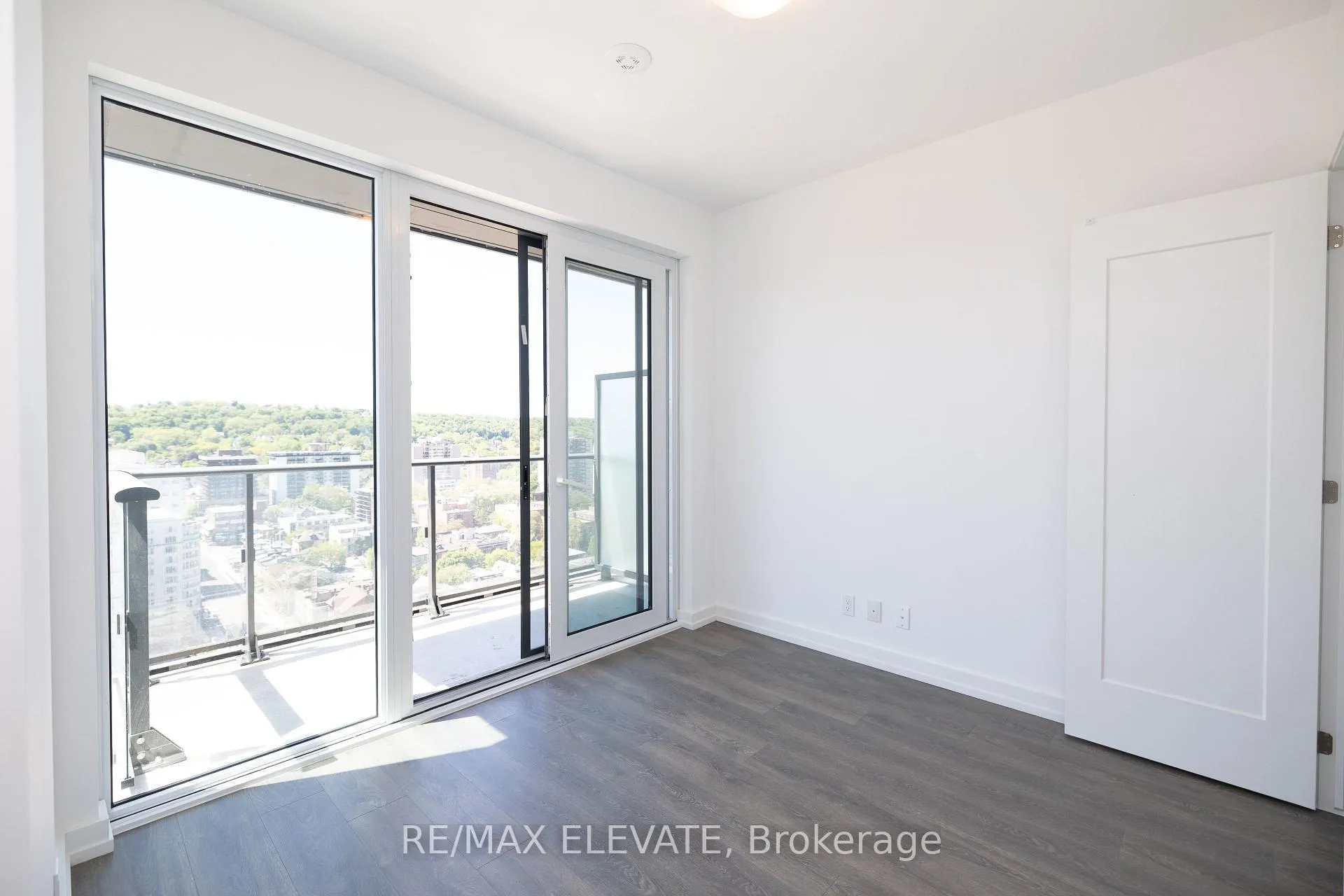 Photo 9 of Unit 2210, 75 James Street S, Hamilton, Corktown — HOMEH