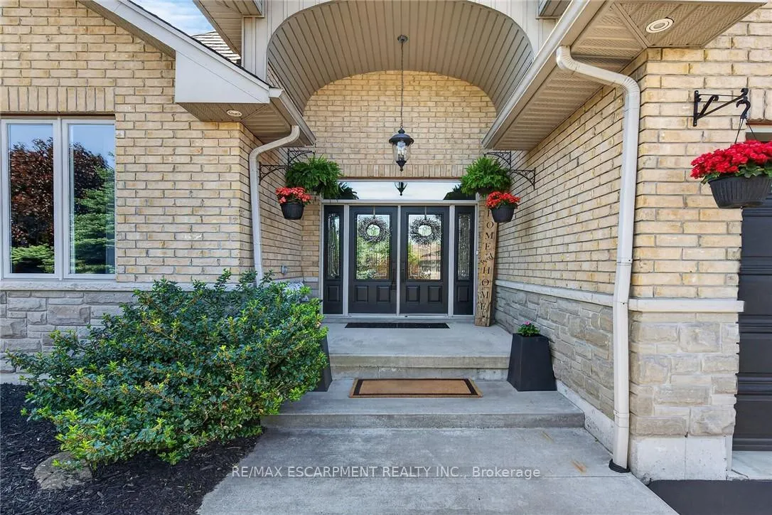 Photo 6 of 5 Royal Troon Drive, Brant, Paris — HOMEH