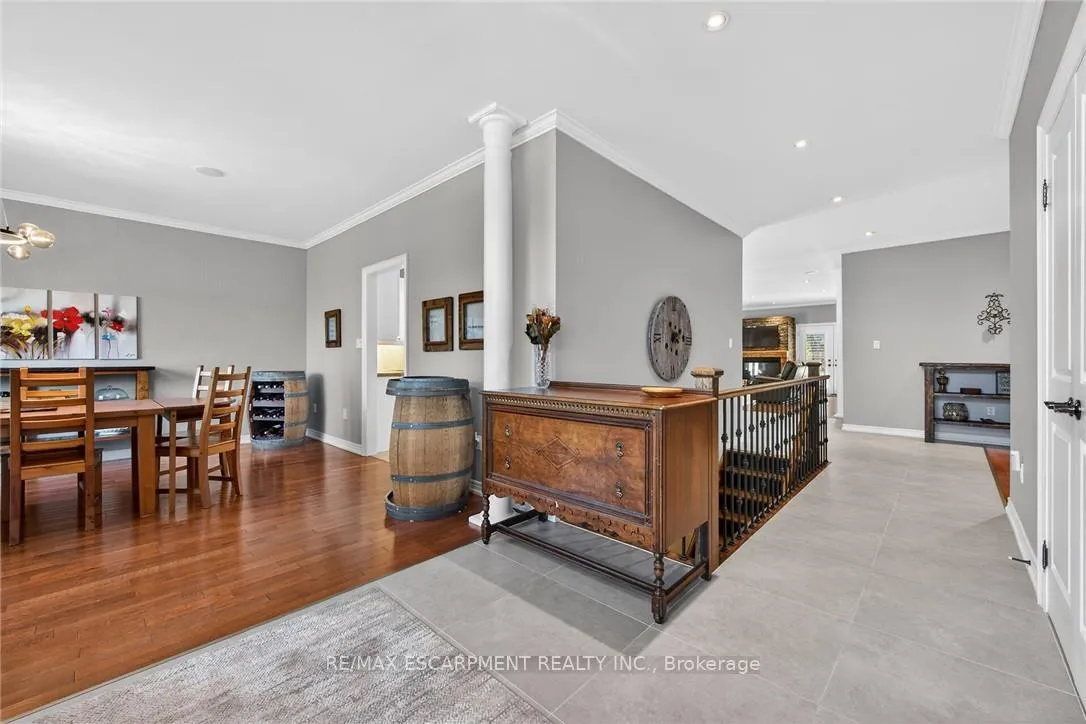 Photo 8 of 5 Royal Troon Drive, Brant, Paris — HOMEH