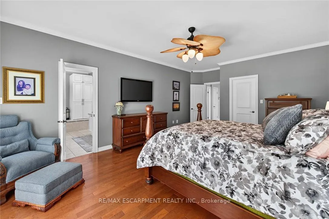 Photo 22 of 5 Royal Troon Drive, Brant, Paris — HOMEH