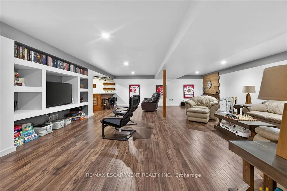 Photo 27 of 5 Royal Troon Drive, Brant, Paris — HOMEH