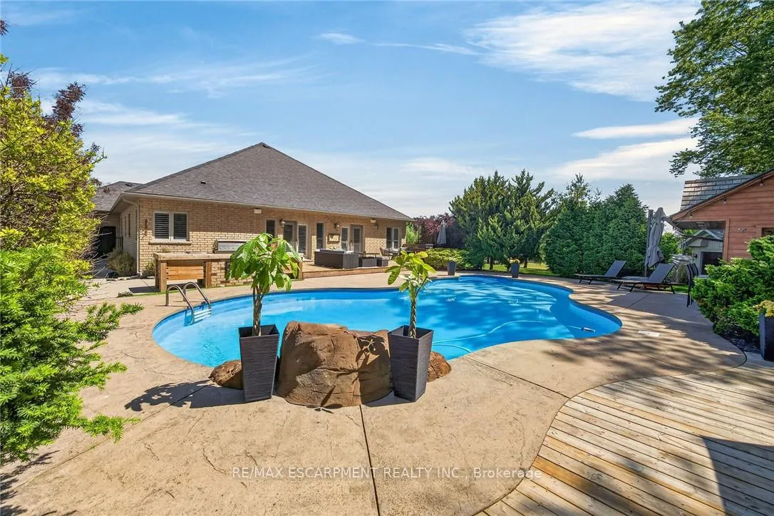 Photo 44 of 5 Royal Troon Drive, Brant, Paris — HOMEH