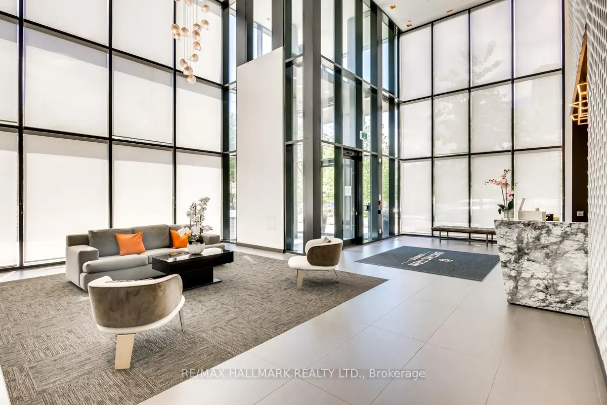 Photo 3 of Unit 1010, 11 Lillian Street, Toronto, Mount Pleasant West — HOMEH