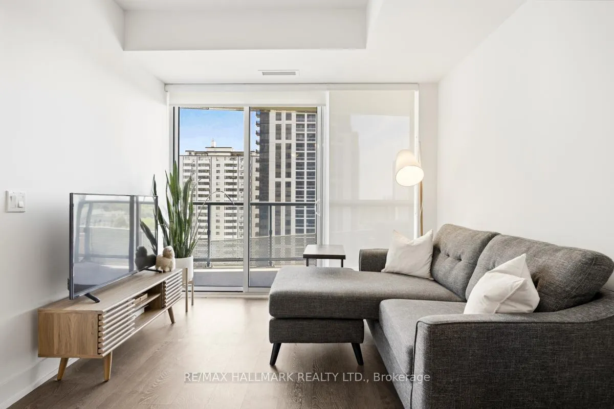 Photo 11 of Unit 1010, 11 Lillian Street, Toronto, Mount Pleasant West — HOMEH