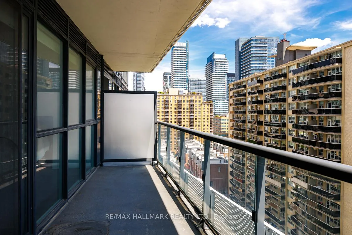 Photo 18 of Unit 1010, 11 Lillian Street, Toronto, Mount Pleasant West — HOMEH