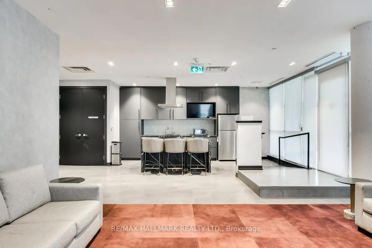 Photo 24 of Unit 1010, 11 Lillian Street, Toronto, Mount Pleasant West — HOMEH