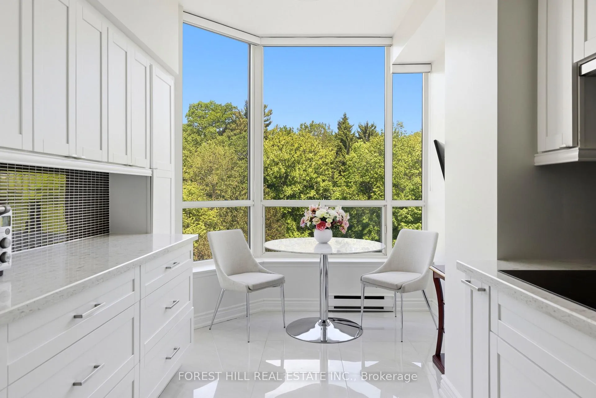 Photo 13 of Unit PH2, 3800 Yonge Street, Toronto, Bedford Park-Nortown — HOMEH