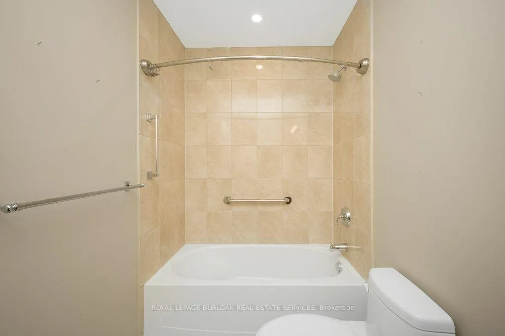 Photo 16 of Unit 214, 5327 Upper Middle Road, Burlington, Orchard — HOMEH