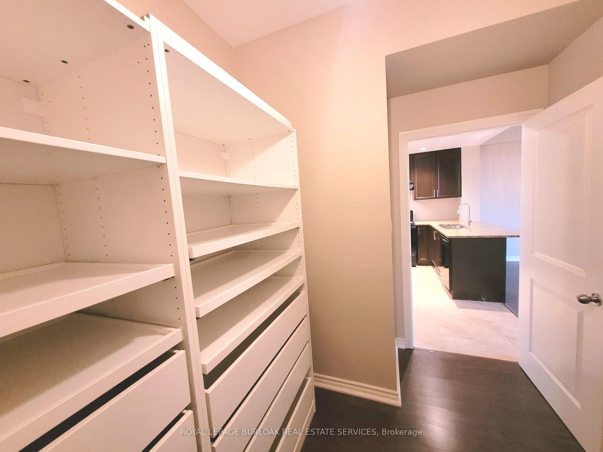 Photo 17 of Unit 214, 5327 Upper Middle Road, Burlington, Orchard — HOMEH