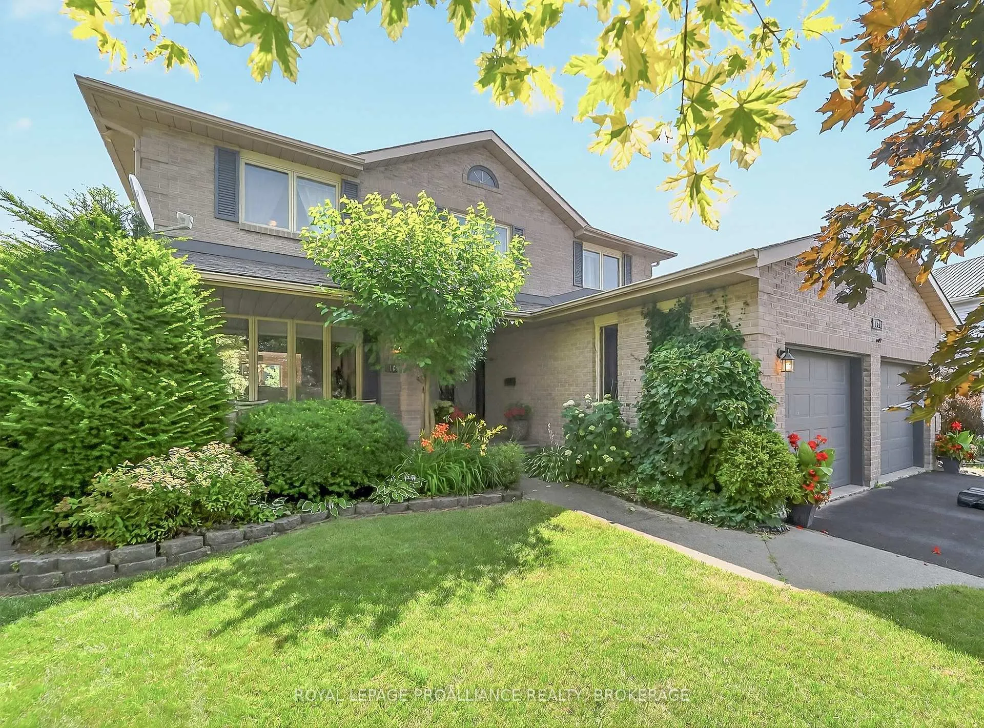 Photo 1 of 1098 Caitlin Crescent, Kingston, North of Taylor-Kidd Blvd — HOMEH
