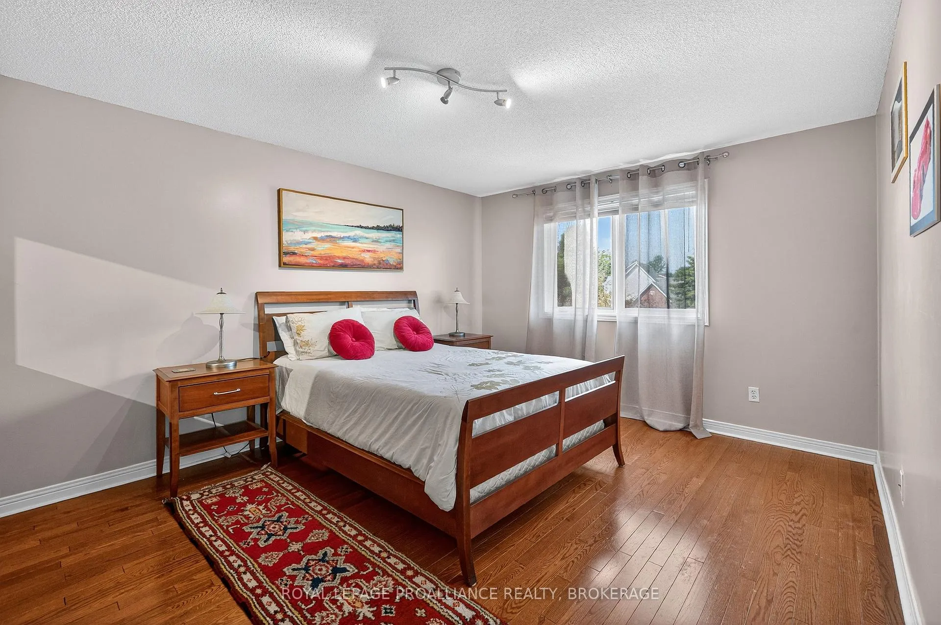 Photo 25 of 1098 Caitlin Crescent, Kingston, North of Taylor-Kidd Blvd — HOMEH