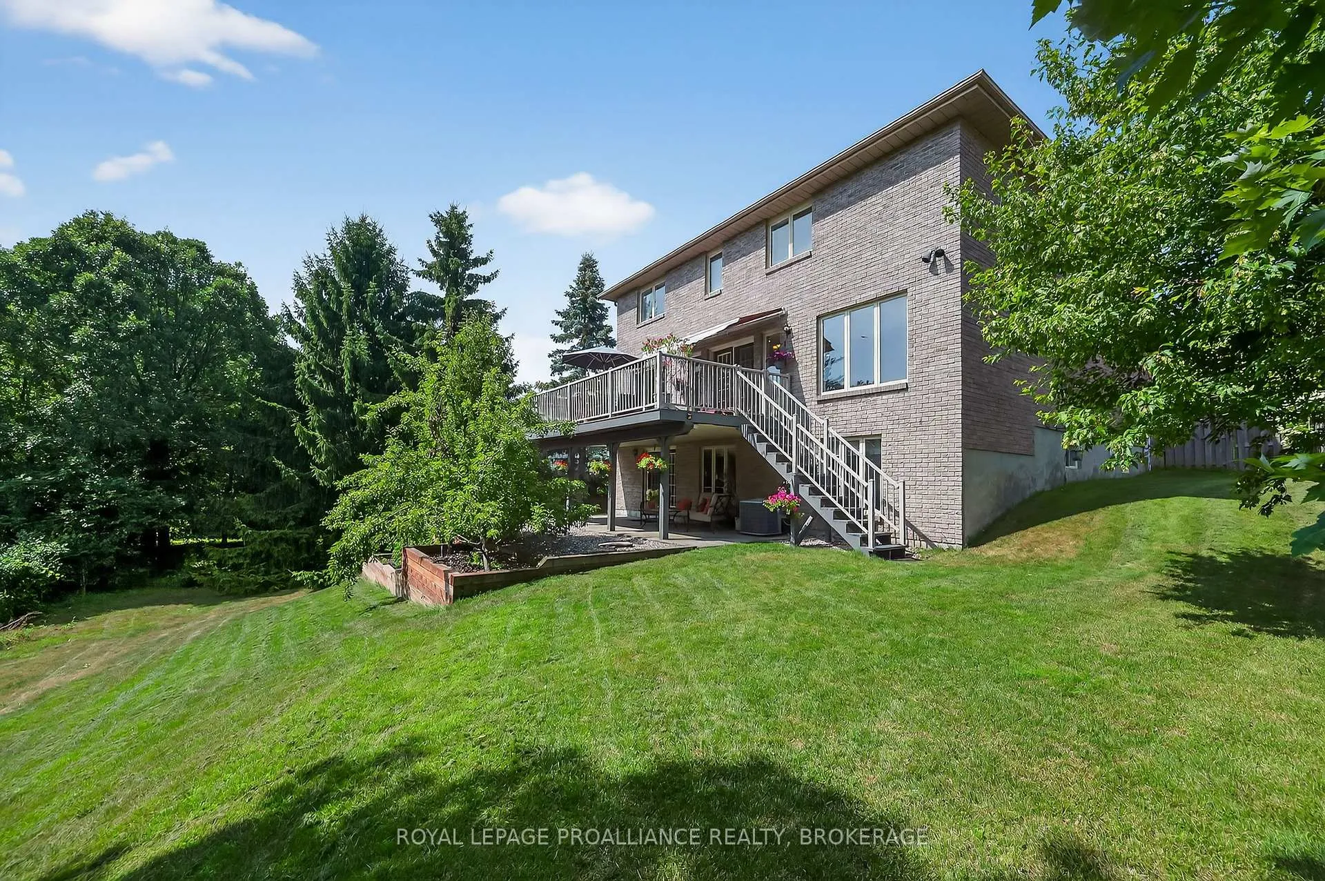 Photo 49 of 1098 Caitlin Crescent, Kingston, North of Taylor-Kidd Blvd — HOMEH