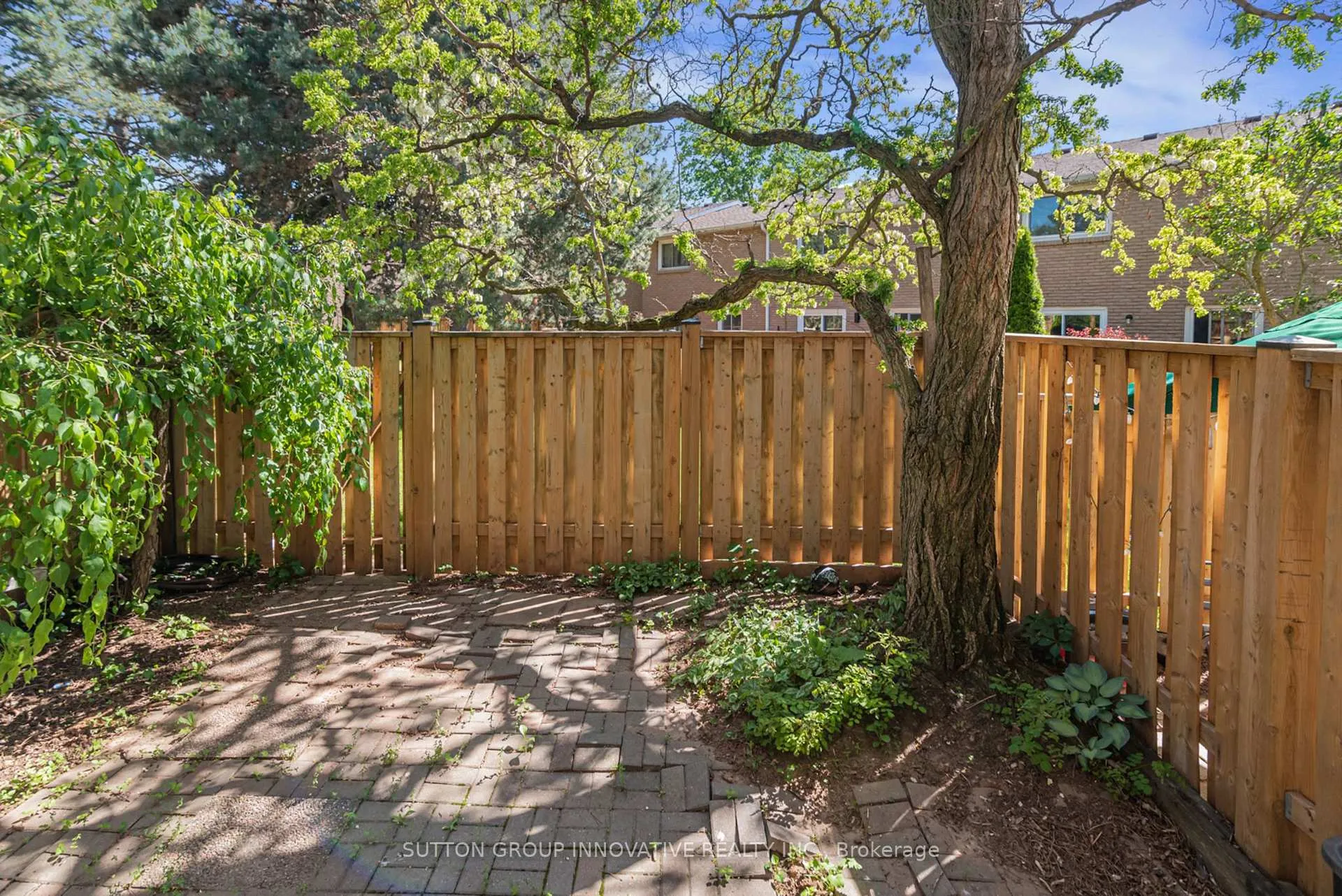 Photo 39 of Unit 69, 151 Gateshead Crescent, Hamilton, Stoney Creek — HOMEH
