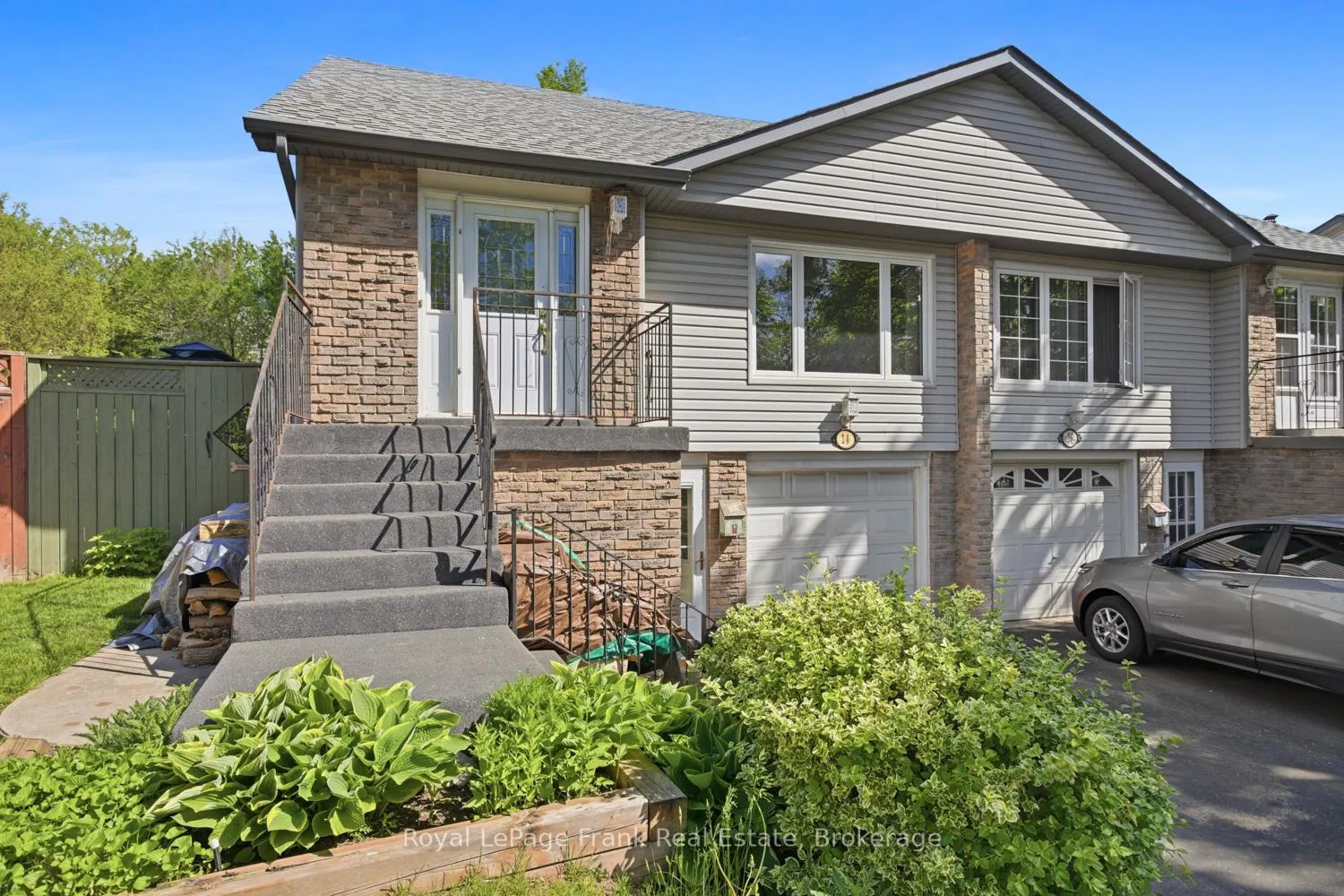 Front of 14 Beecroft Court