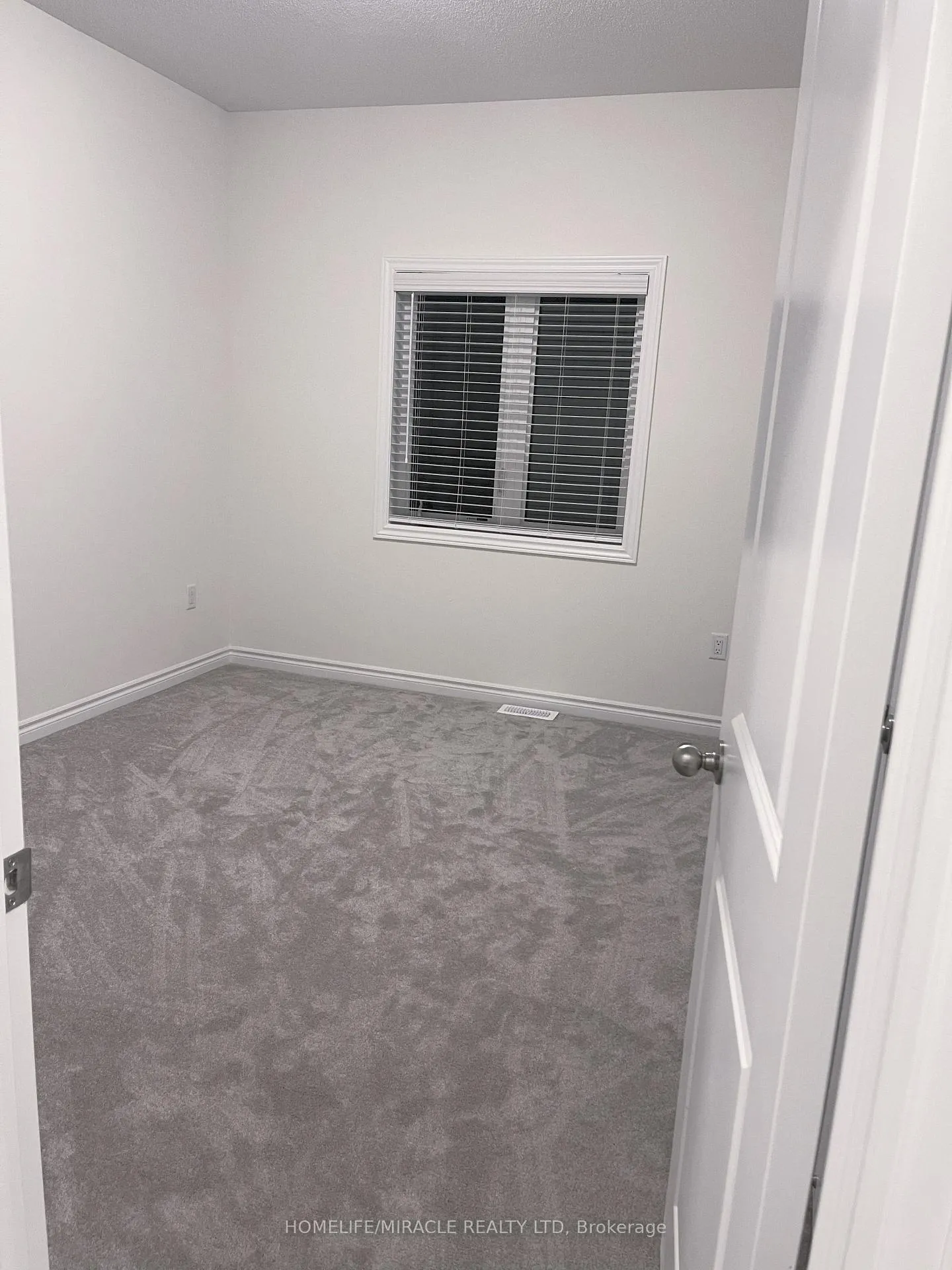Photo 20 of 337 Valleyway Drive, Brampton, Credit Valley — HOMEH