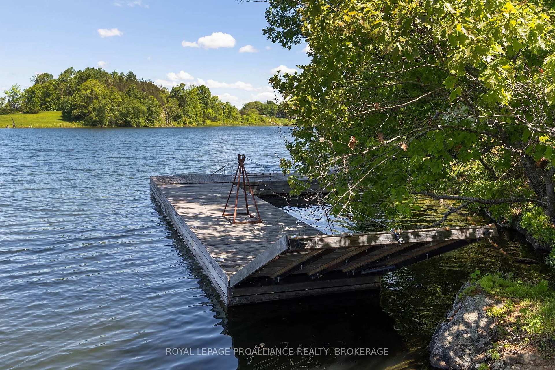 Photo 15 of 4788 Leo Lake Road, Kingston, City North of 401 — HOMEH