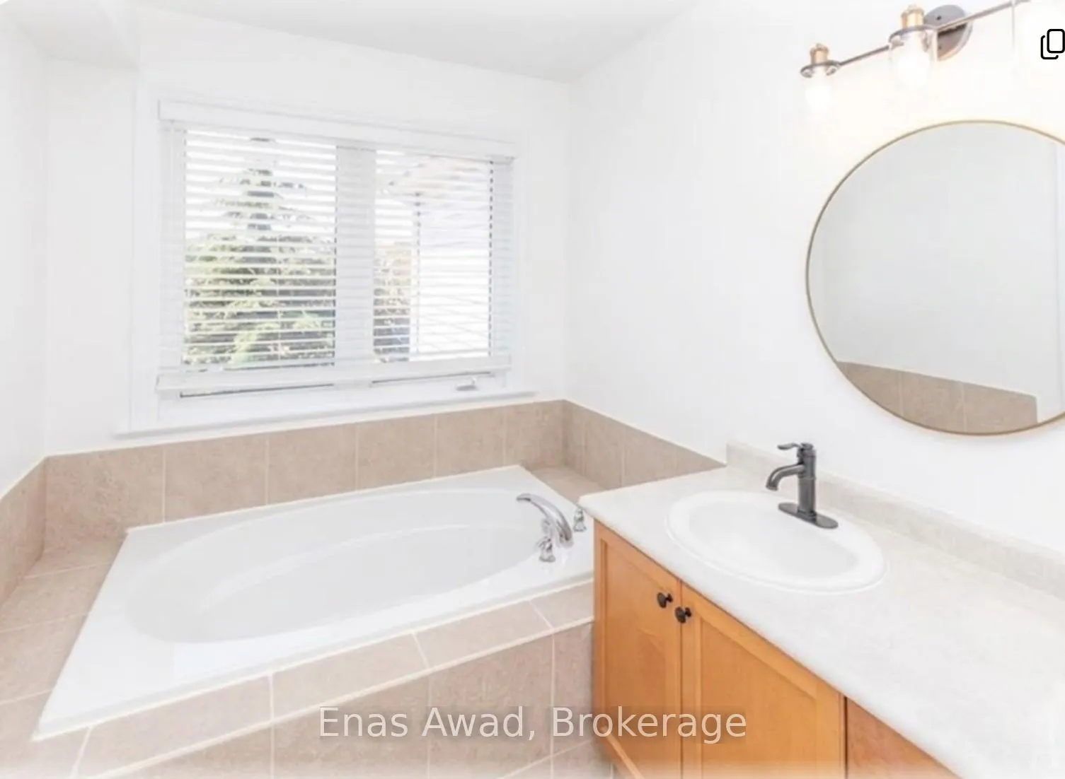 Photo 12 of Unit 1, 106 Talltree Crescent, Ottawa, Stittsville (Central) — HOMEH
