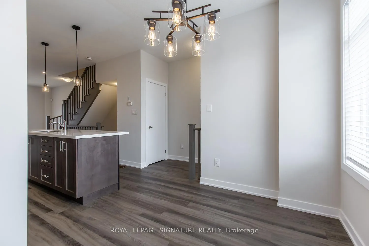Photo 6 of 57 Markle Crescent, Hamilton, Ancaster — HOMEH