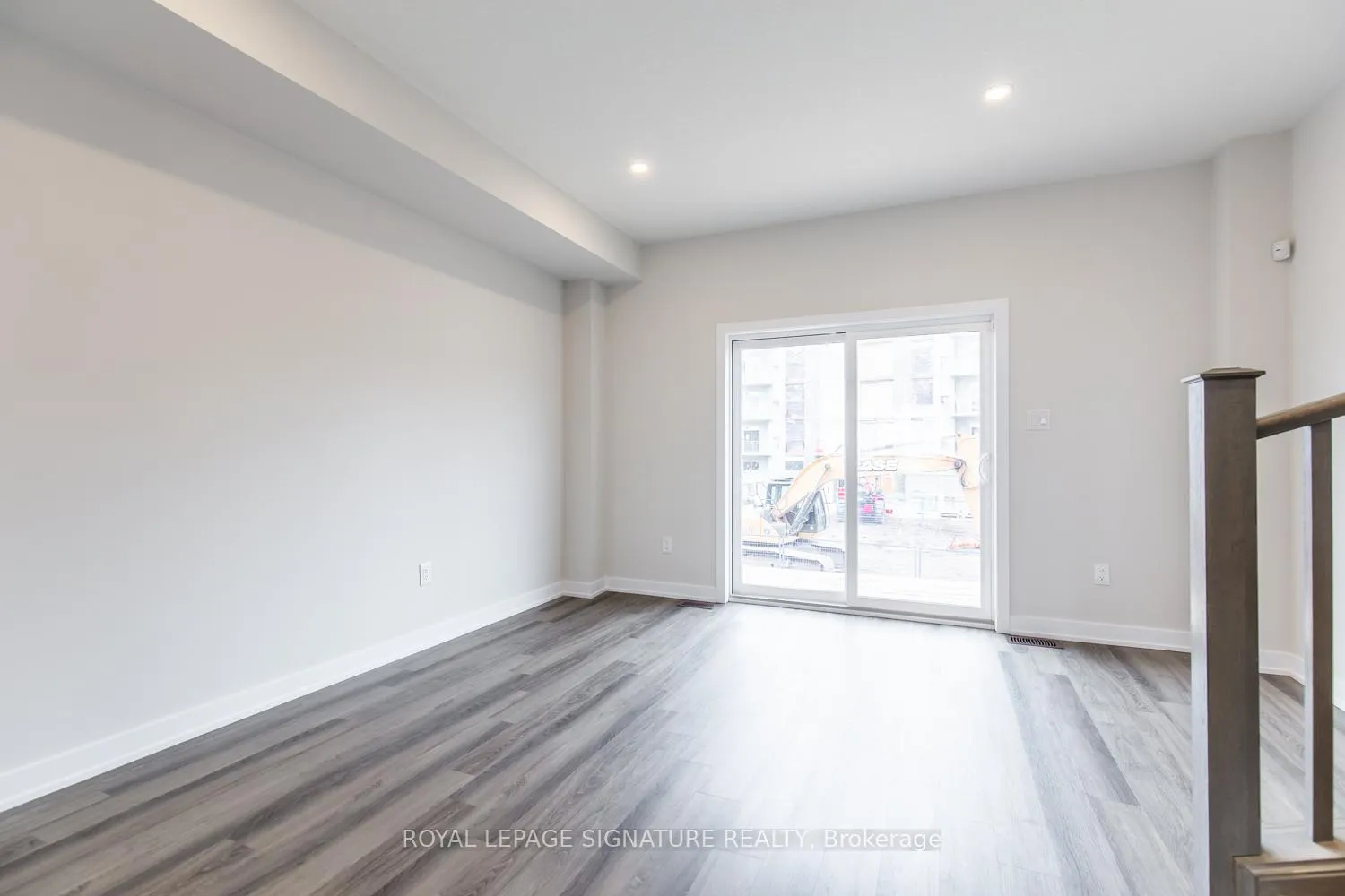 Photo 15 of 57 Markle Crescent, Hamilton, Ancaster — HOMEH