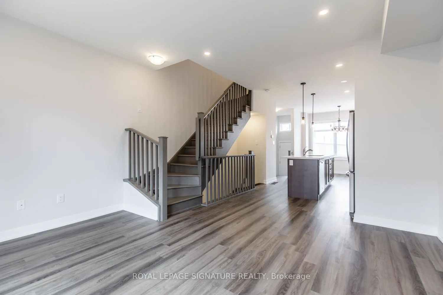 Photo 17 of 57 Markle Crescent, Hamilton, Ancaster — HOMEH