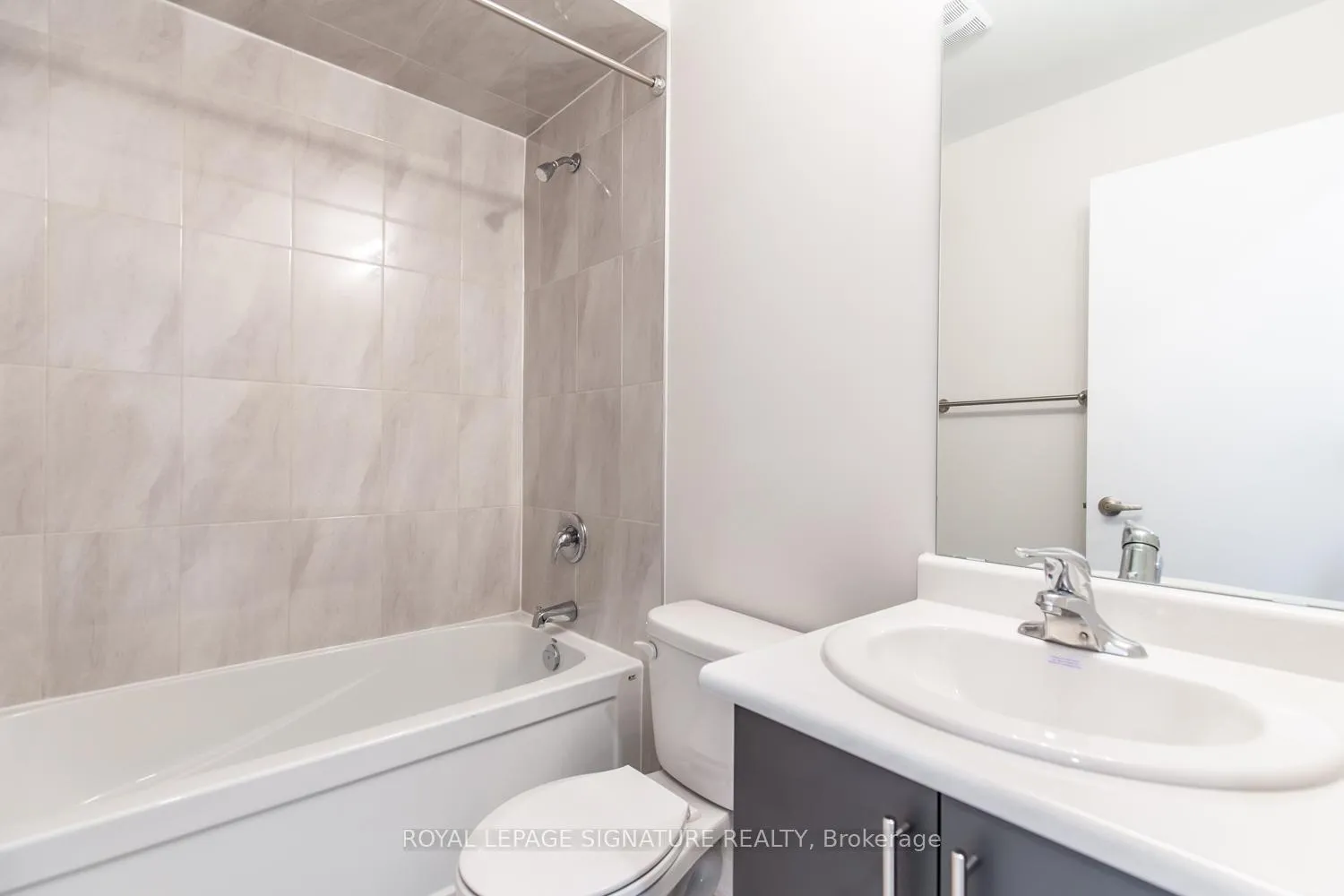 Photo 25 of 57 Markle Crescent, Hamilton, Ancaster — HOMEH