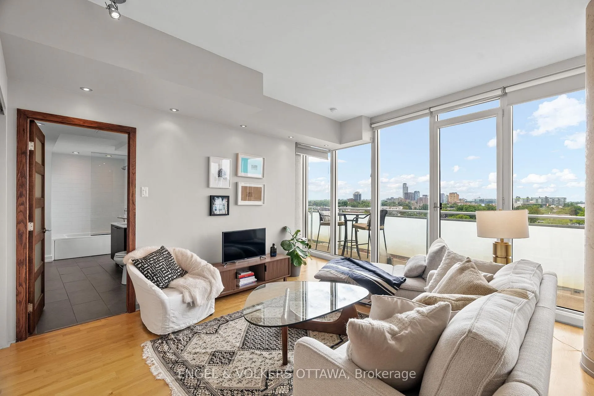 Photo 12 of Unit 823, 349 Mcleod Street, Ottawa, Ottawa Centre — HOMEH