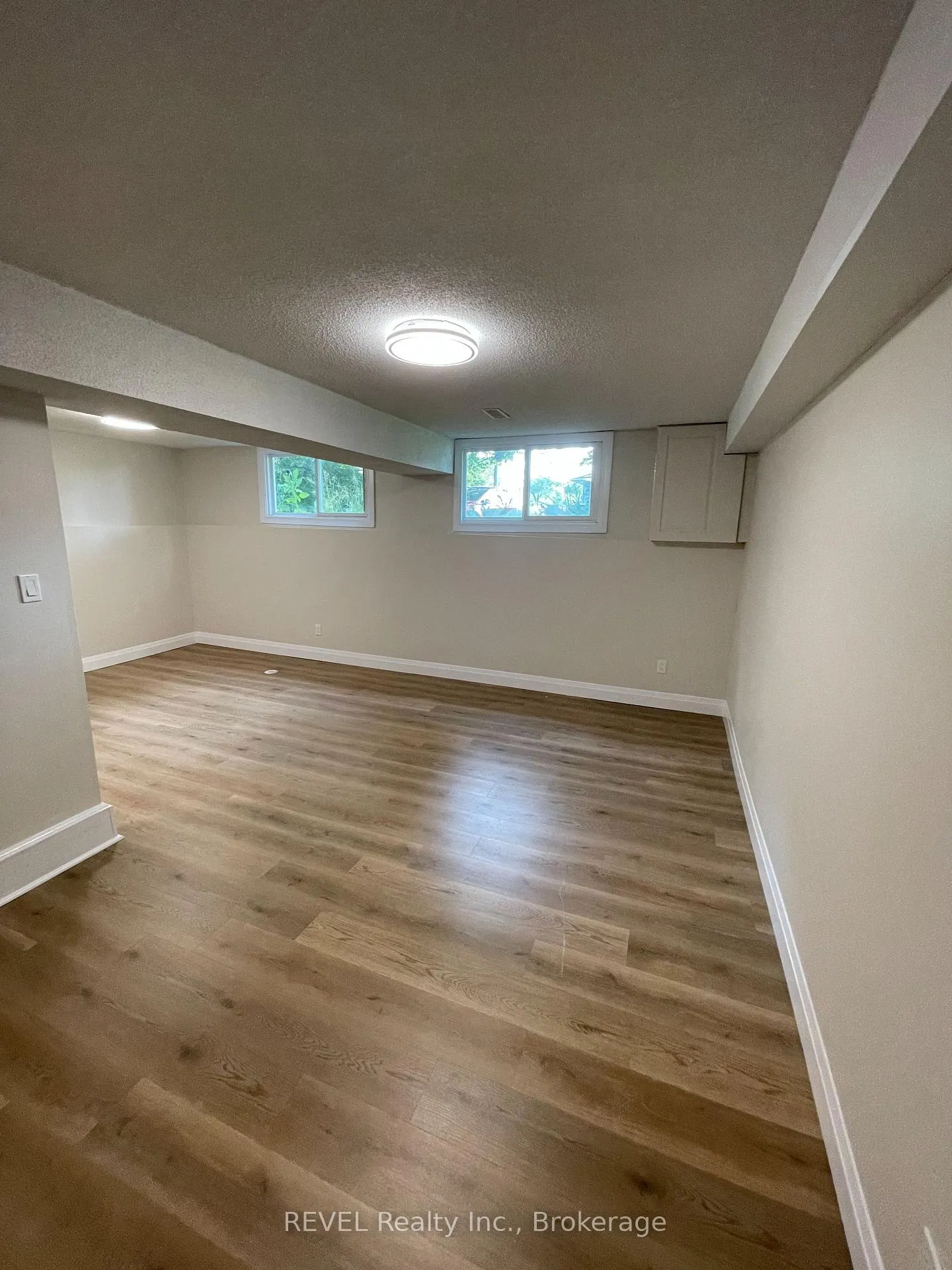 Photo 14 of 114 Bartlett Street, Thorold, Allanburg/Thorold South — HOMEH
