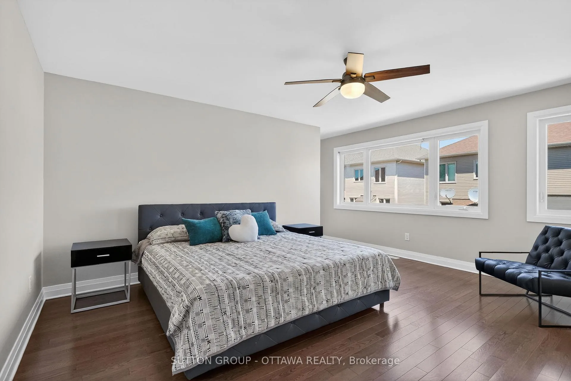 Photo 16 of 824 Contour Street, Ottawa, Mer Bleue/Bradley Estates/Anderson Park — HOMEH