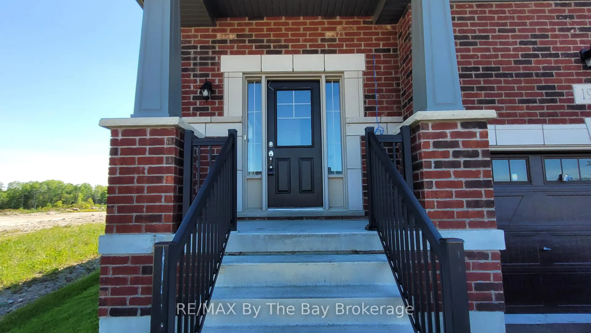 Photo 4 of 194 Union Boulevard, Wasaga Beach — HOMEH