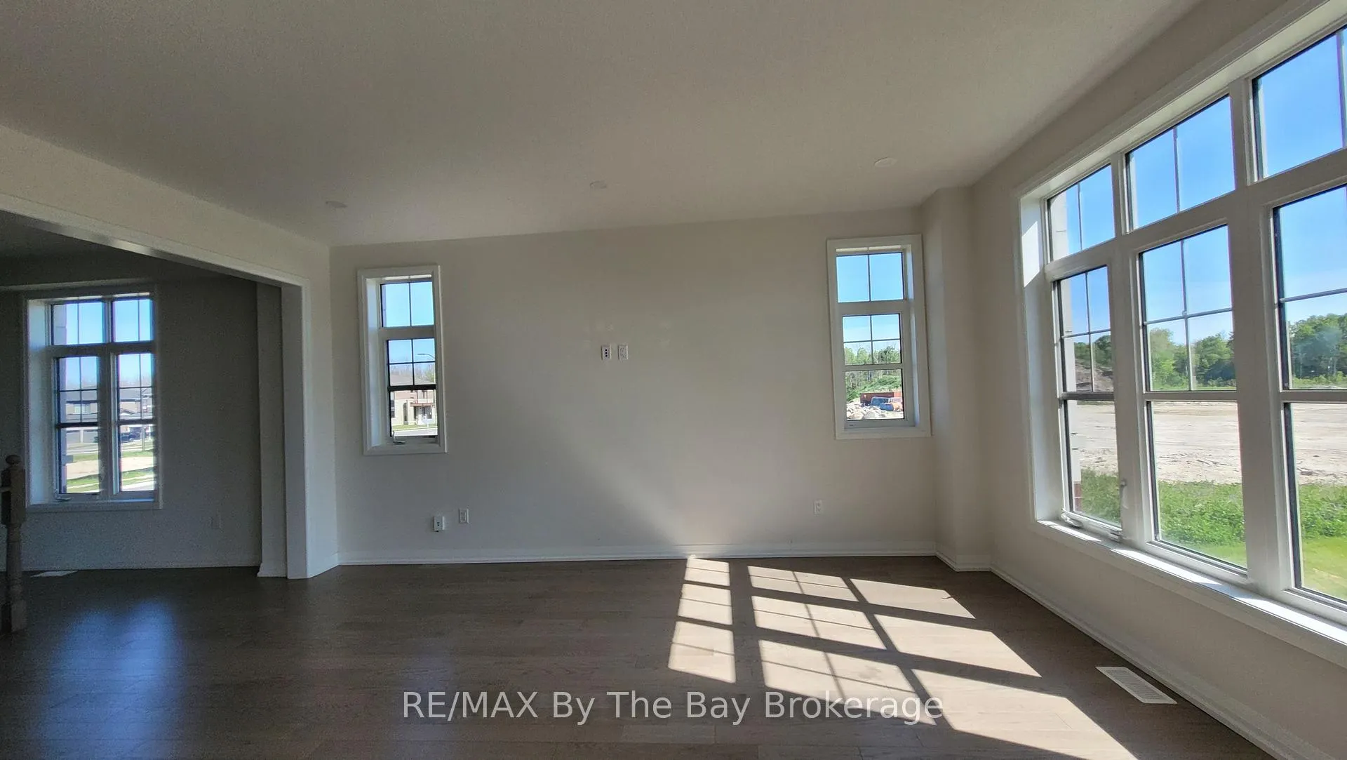 Photo 13 of 194 Union Boulevard, Wasaga Beach — HOMEH