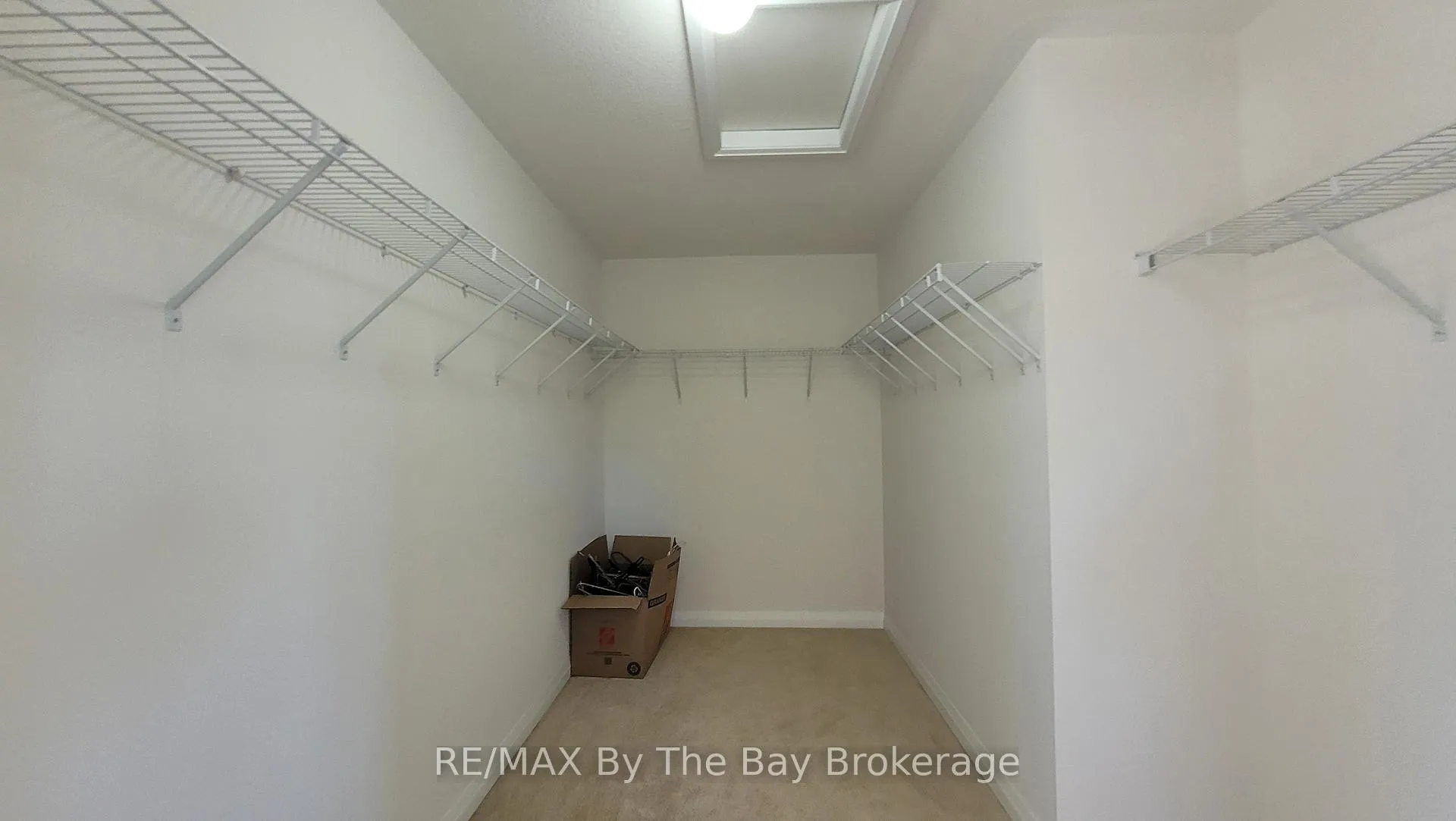 Photo 16 of 194 Union Boulevard, Wasaga Beach — HOMEH