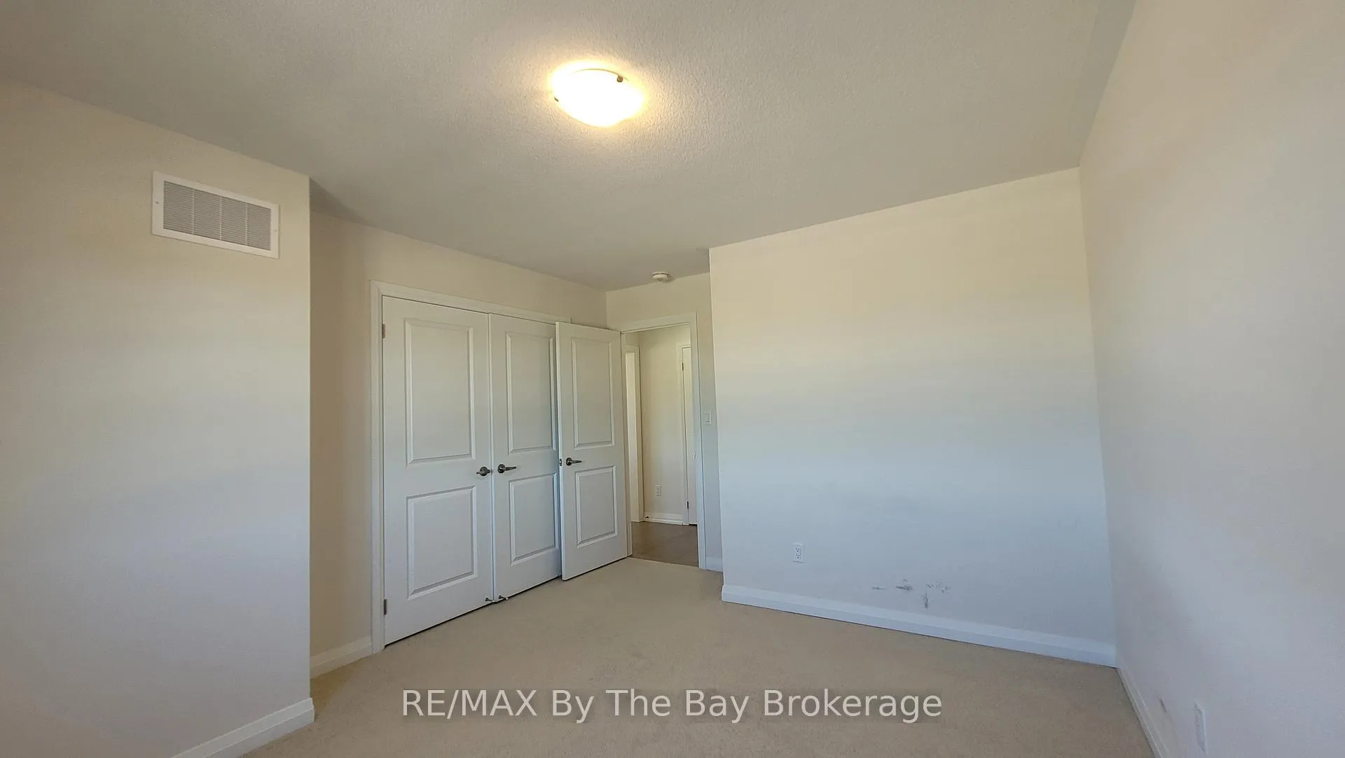 Photo 22 of 194 Union Boulevard, Wasaga Beach — HOMEH