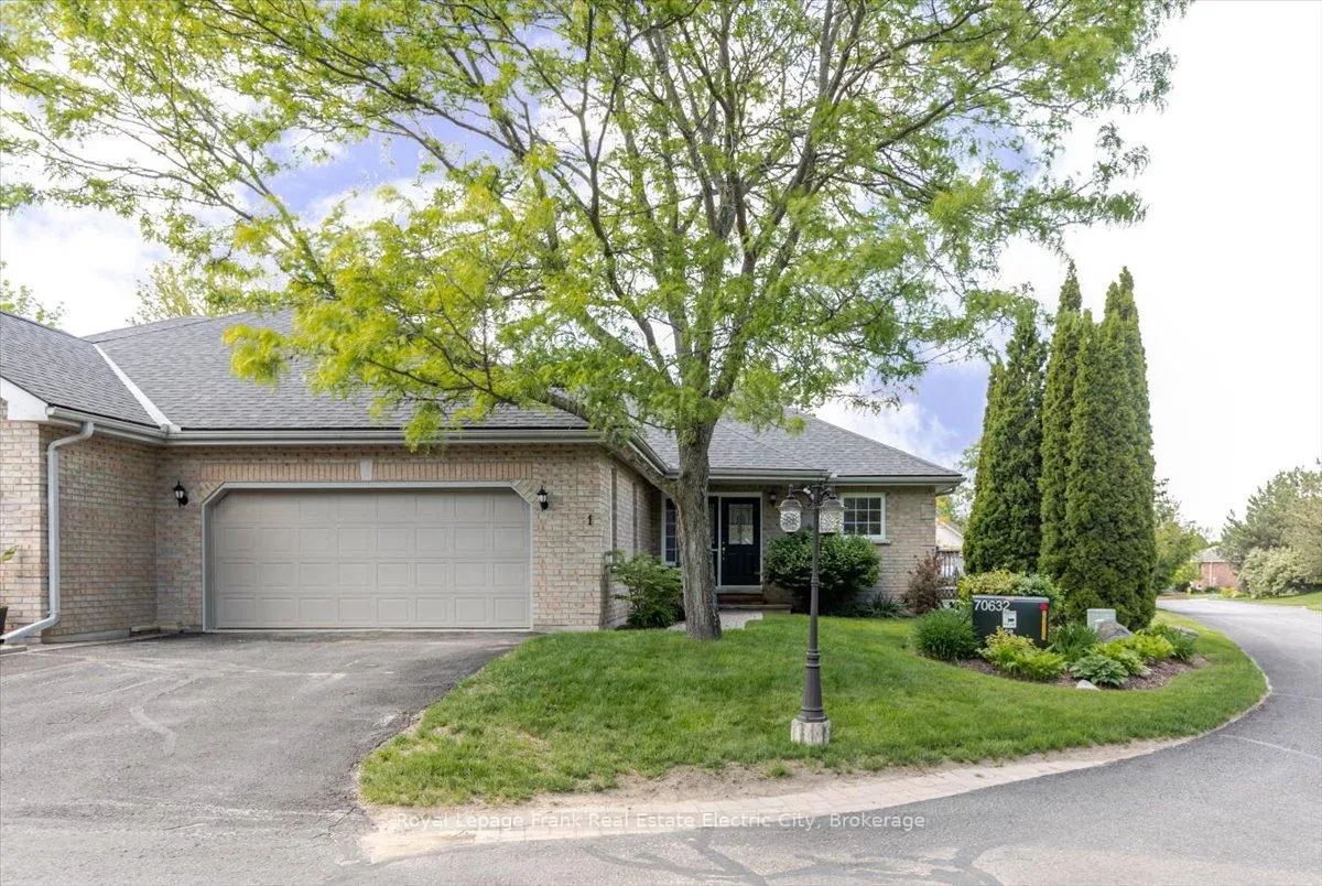 Photo 1 of Unit 1, 3053 Frances Stewart Road, Peterborough, Ashburnham Ward 4 — HOMEH