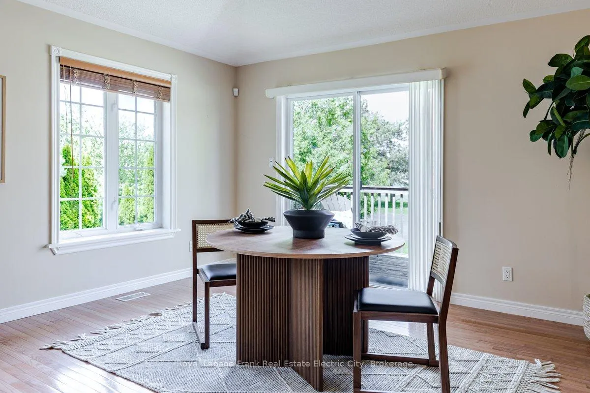 Photo 11 of Unit 1, 3053 Frances Stewart Road, Peterborough, Ashburnham Ward 4 — HOMEH