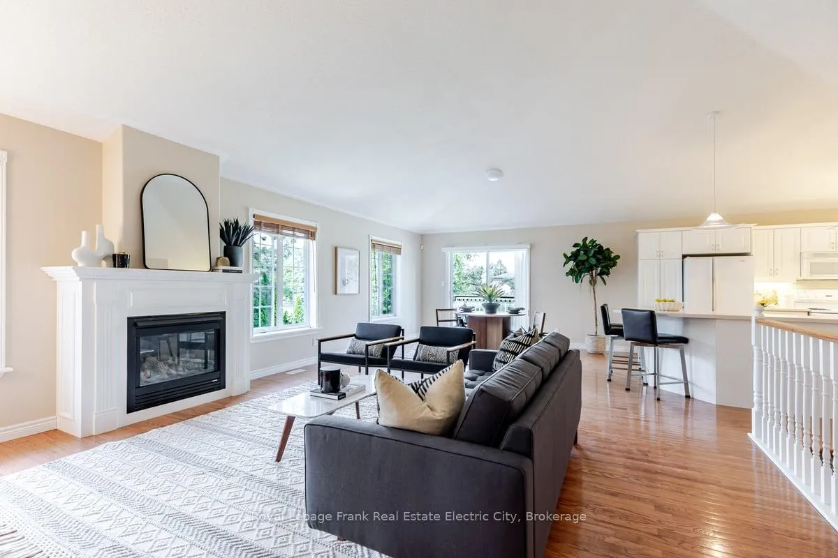 Photo 20 of Unit 1, 3053 Frances Stewart Road, Peterborough, Ashburnham Ward 4 — HOMEH