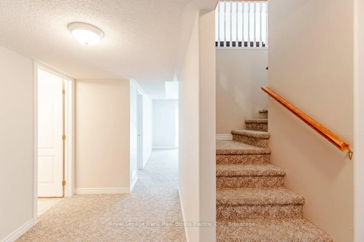 Photo 32 of Unit 1, 3053 Frances Stewart Road, Peterborough, Ashburnham Ward 4 — HOMEH