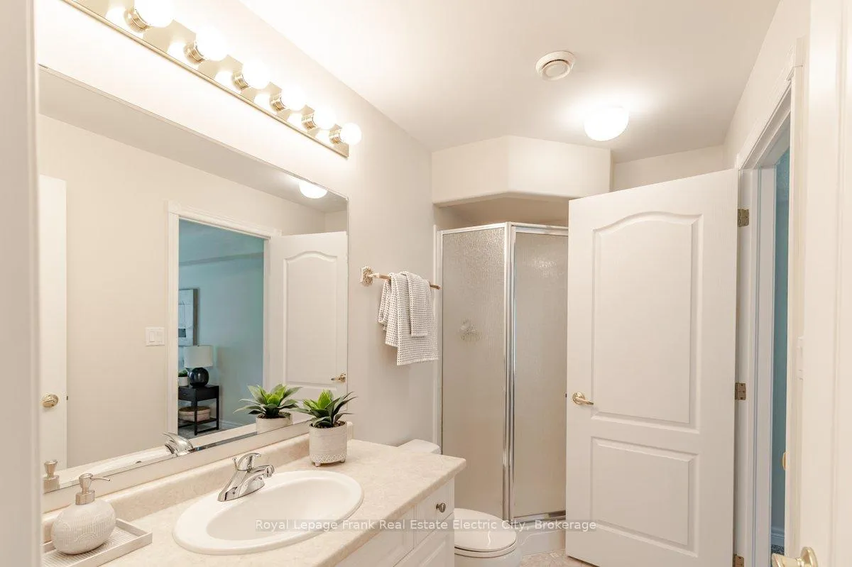 Photo 35 of Unit 1, 3053 Frances Stewart Road, Peterborough, Ashburnham Ward 4 — HOMEH