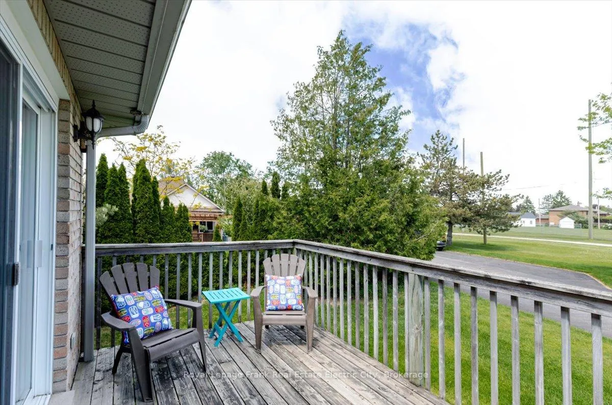 Photo 43 of Unit 1, 3053 Frances Stewart Road, Peterborough, Ashburnham Ward 4 — HOMEH
