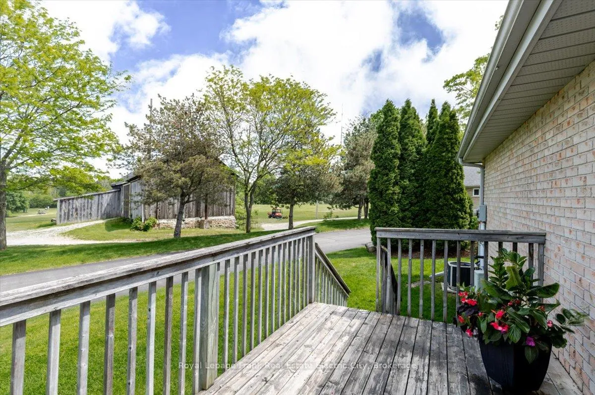 Photo 44 of Unit 1, 3053 Frances Stewart Road, Peterborough, Ashburnham Ward 4 — HOMEH