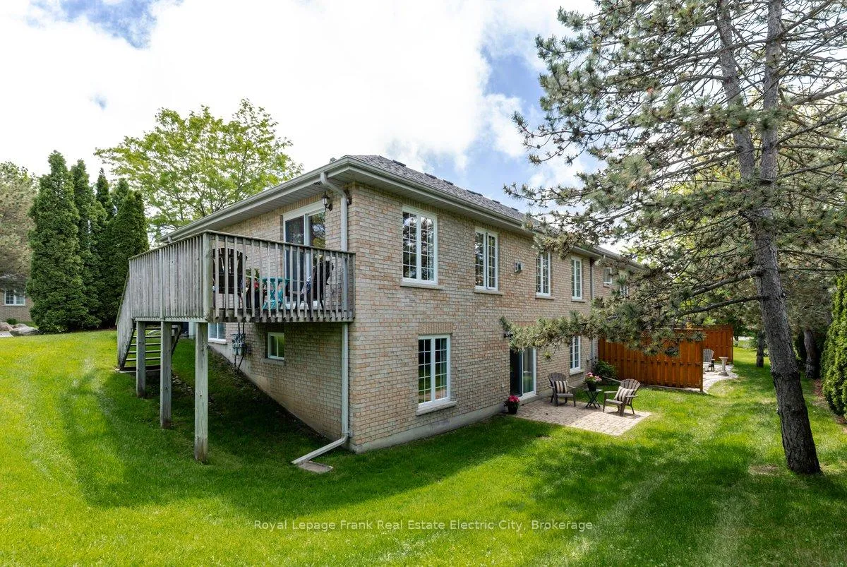 Photo 45 of Unit 1, 3053 Frances Stewart Road, Peterborough, Ashburnham Ward 4 — HOMEH