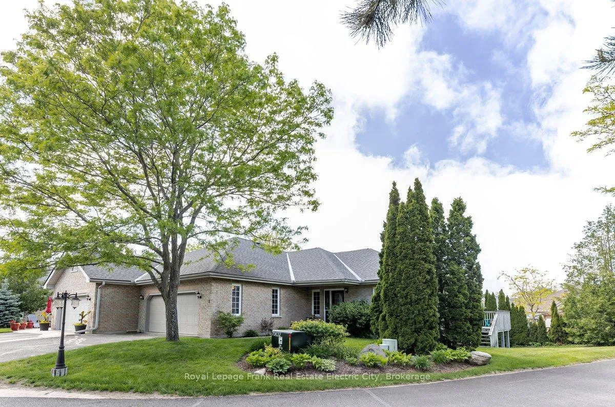 Photo 50 of Unit 1, 3053 Frances Stewart Road, Peterborough, Ashburnham Ward 4 — HOMEH