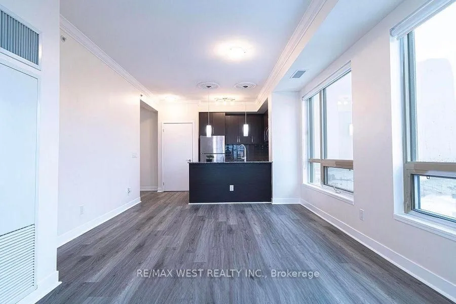 Photo 4 of Unit 1402, 840 Queens Plate Drive, Etobicoke, West Humber-Clairville — HOMEH
