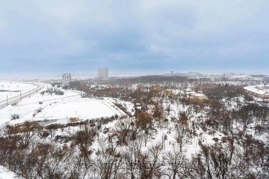 Photo 12 of Unit 1402, 840 Queens Plate Drive, Etobicoke, West Humber-Clairville — HOMEH