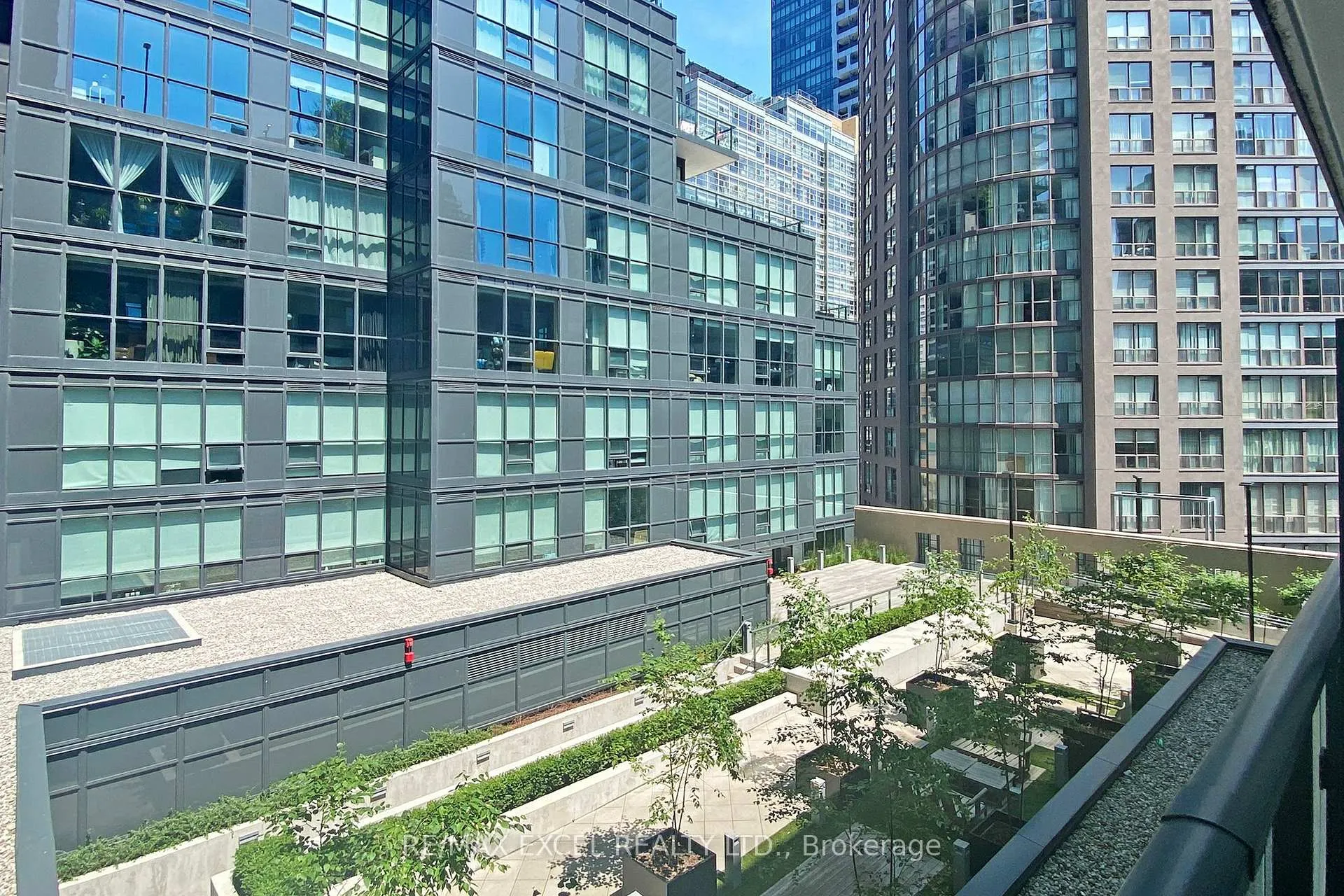 Photo 18 of Unit 404, 955 Bay Street, Toronto, Bay Street Corridor — HOMEH