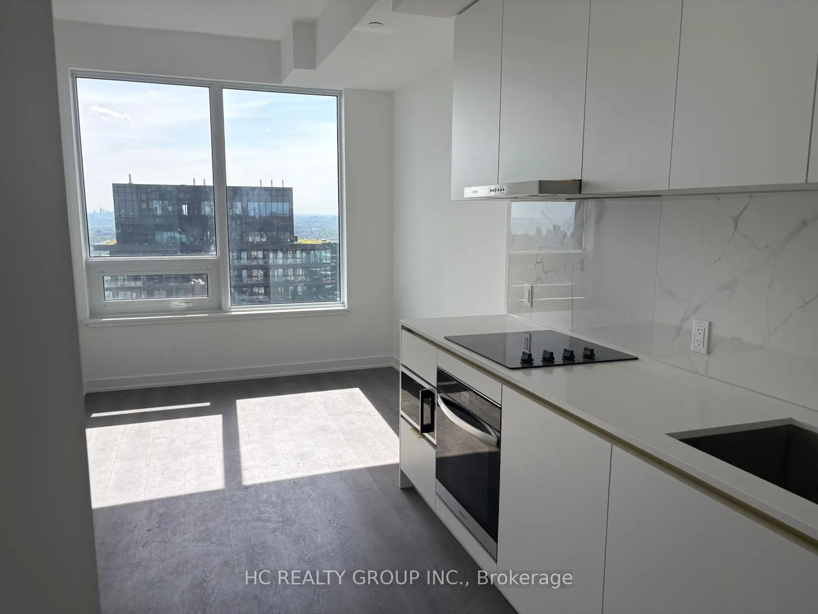 Front of Unit 5201, 8 Wellesley Street W