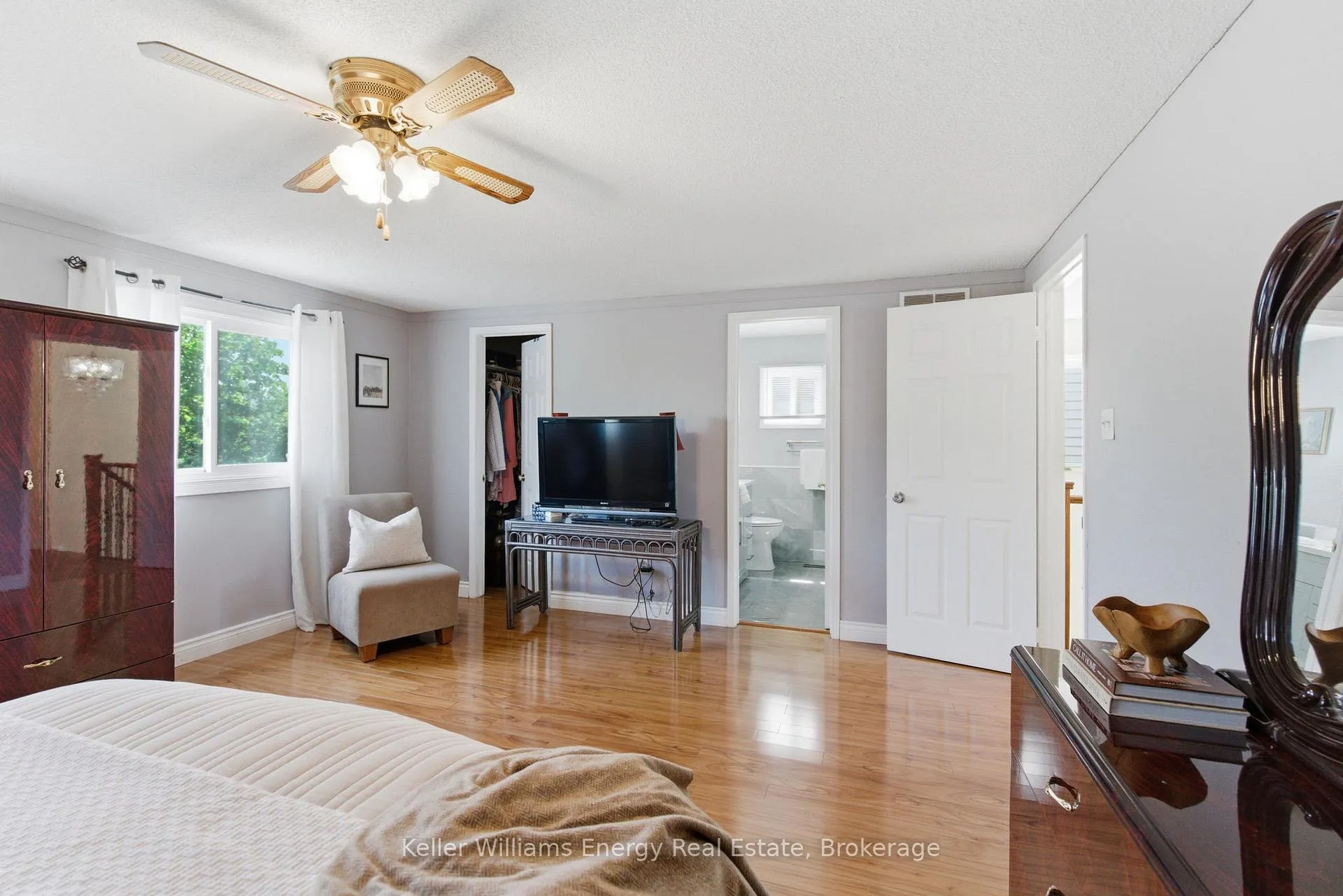 Photo 28 of 25 Barnes Drive, Ajax, Central — HOMEH