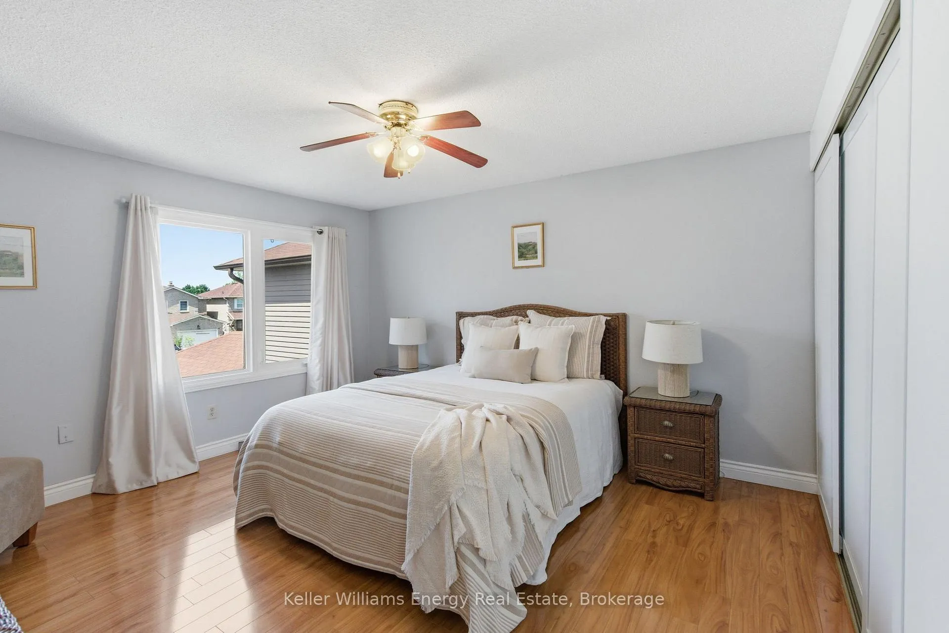 Photo 33 of 25 Barnes Drive, Ajax, Central — HOMEH