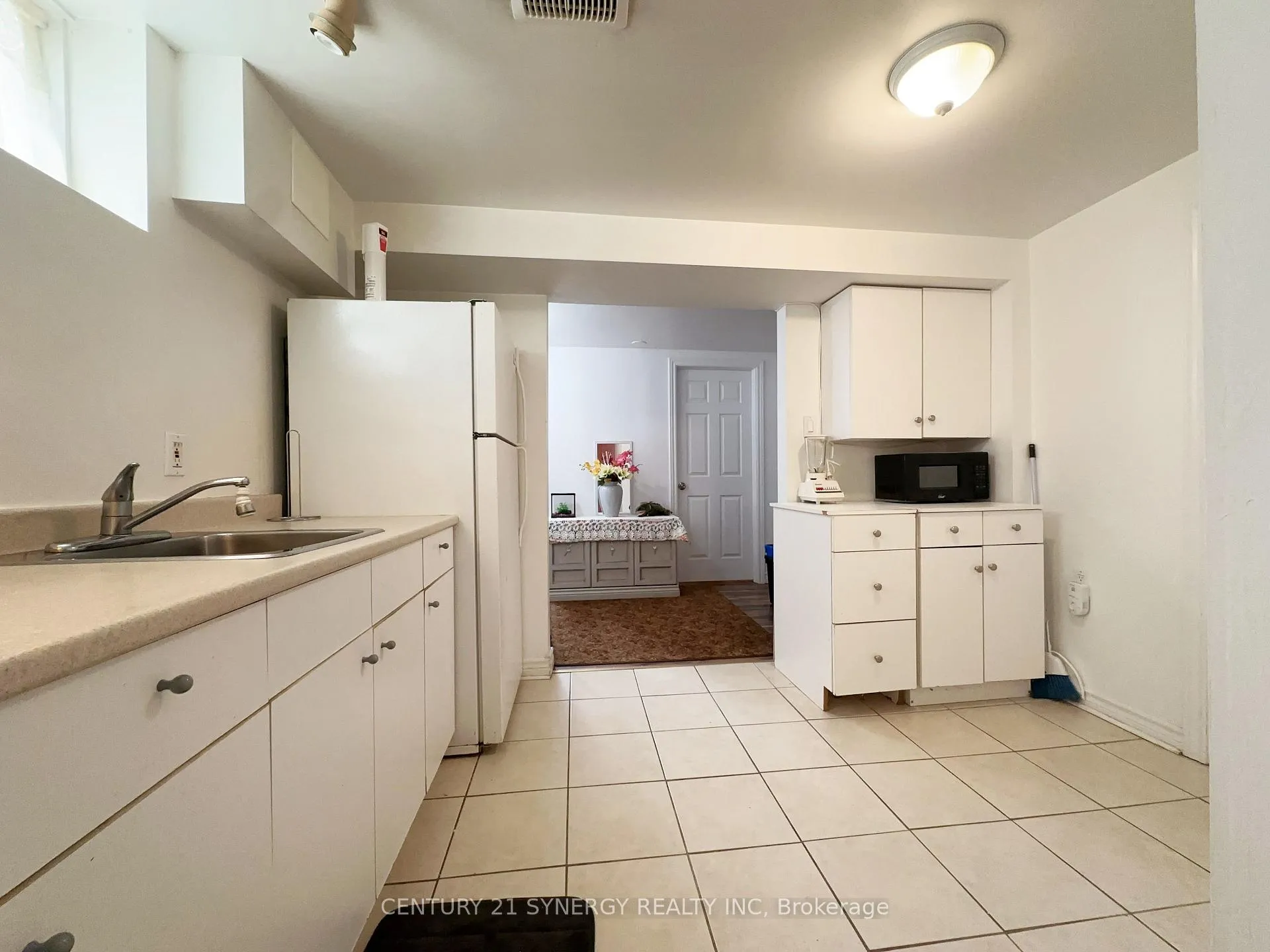 Photo 7 of Unit 2, 1236 Clyde Avenue, Ottawa, Copeland Park — HOMEH