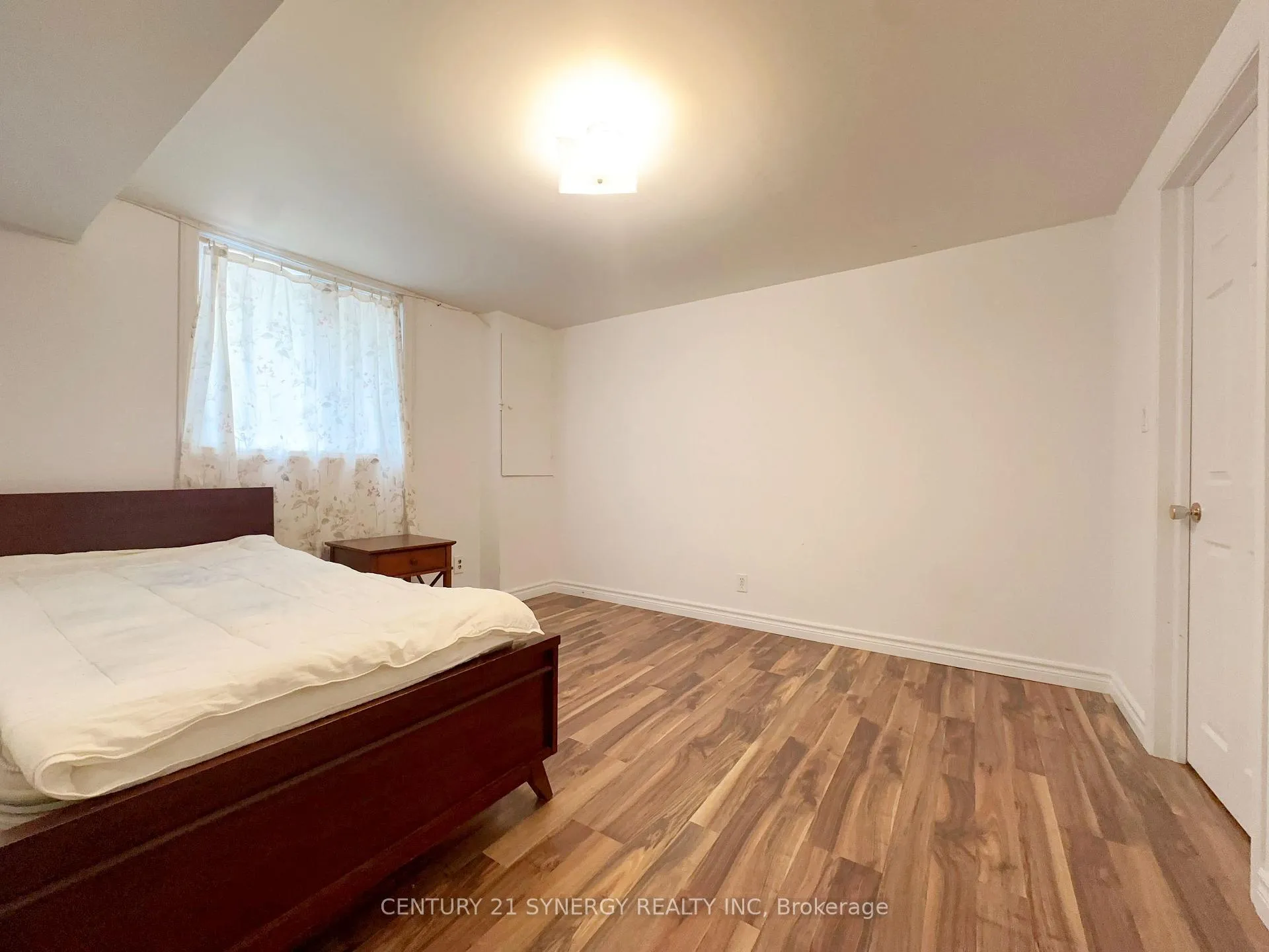Photo 13 of Unit 2, 1236 Clyde Avenue, Ottawa, Copeland Park — HOMEH